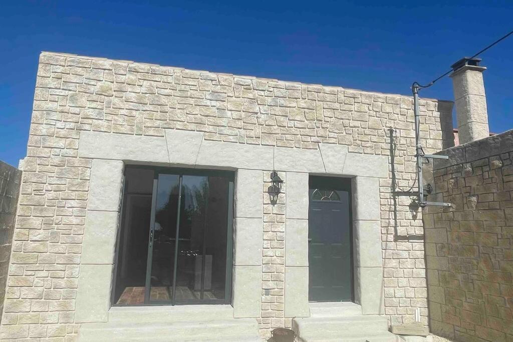 Studio Nîmes Exterior foto